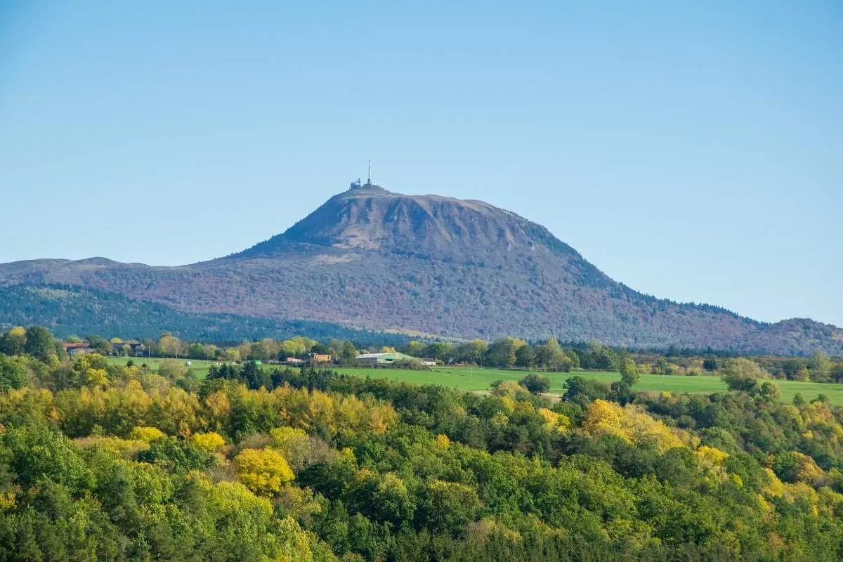 Puy-de-Dôme, département dans lequel intervient Envealia